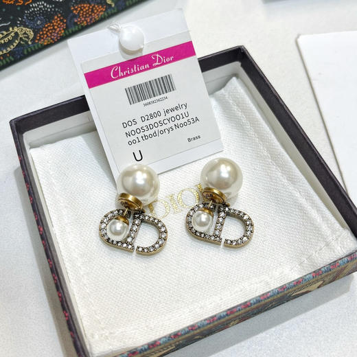 DIOR迪奥满钻CD珍珠耳钉耳环 商品图6