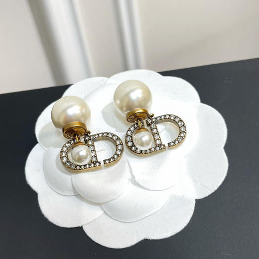 DIOR迪奥满钻CD珍珠耳钉耳环 商品图1
