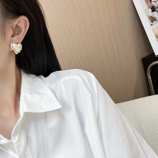 CHANEL香奈儿C1双c桃心爱心耳钉耳环 商品图0