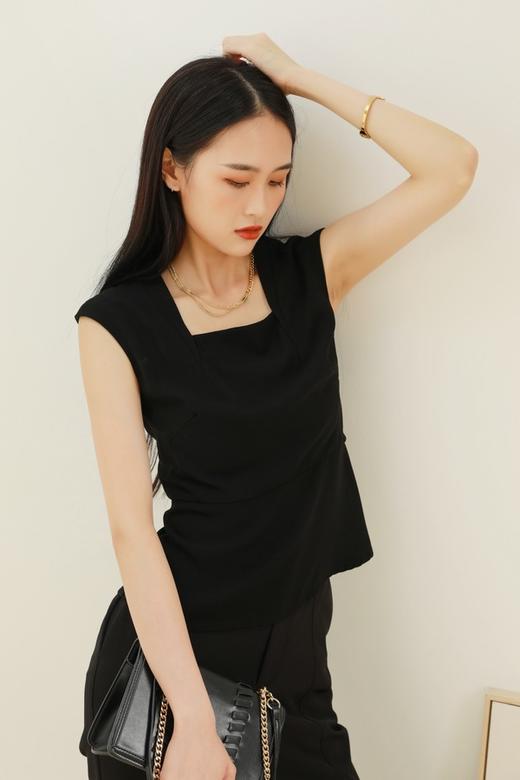 Lia Shade 黑色方领收腰无袖上衣 2750 商品图0