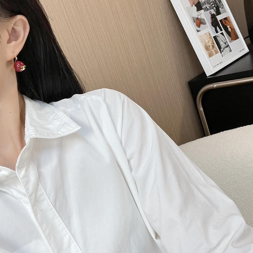 CHANEL香奈儿C1双c红色圆形圆珠耳钉耳环 商品图1