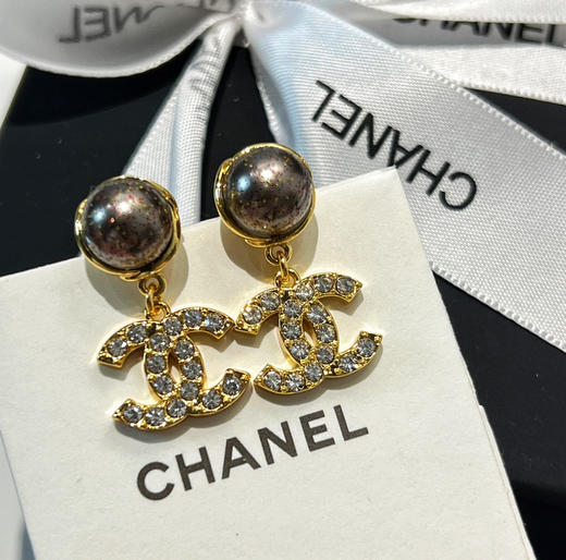 CHANEL香奈儿双c黑色珍珠耳钉耳环 商品图3