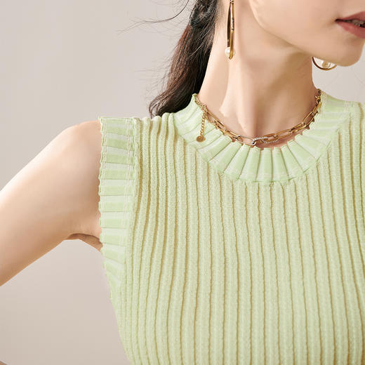 剩L/XL 芳外【短款圆领针织背心】2024夏季新款弹力无袖女式针织衫 商品图4