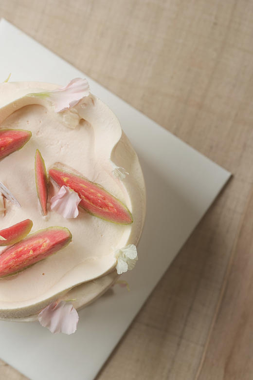 红心芭乐香橙西柚蛋糕 商品图1