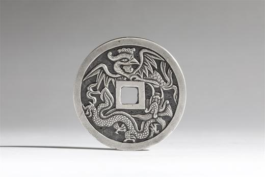 矩德泉坊 纯银手作   开元通宝背龙凤（5.3厘米版）556 商品图1