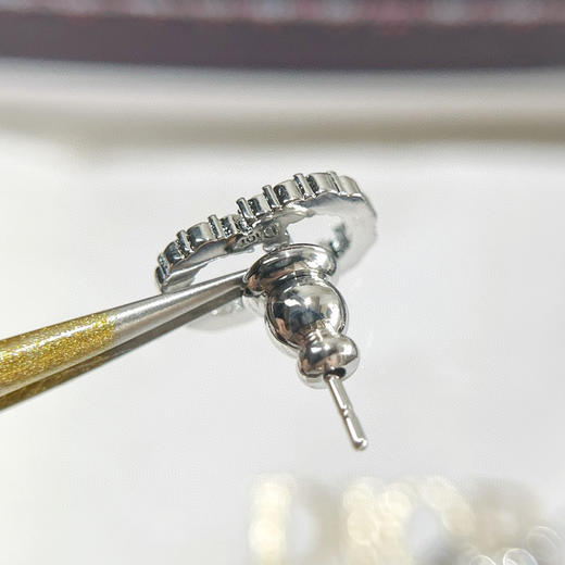 DIOR迪奥CD满钻耳钉耳环 商品图3