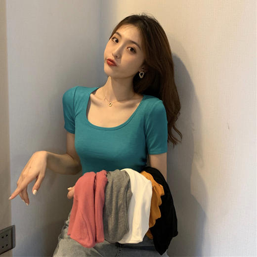 【韩版修身显身材❗️新款露脐T恤】性感修身而不失端庄，简约大方，舒适服帖，打底衫女夏季短袖女装韩版修身上衣衣服。 商品图8