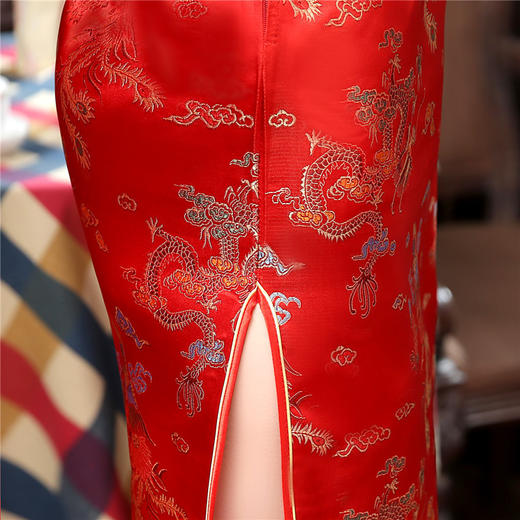 【古典经典！传统唐装旗袍】新款上架 龙凤长旗袍 修身款式 宴会日常必备 高贵优雅 展现独特的气质 给你不一样的礼服感受！ 商品图6