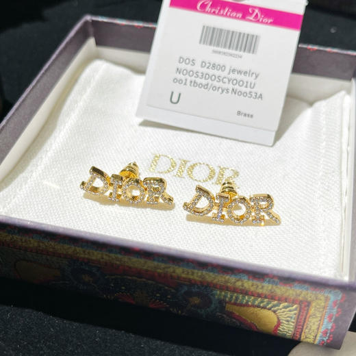 DIOR迪奥满钻字母耳钉耳环 商品图5