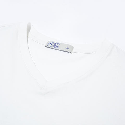 【断码清仓】HX 夏季V领短袖T恤S102320591101/02 商品图4