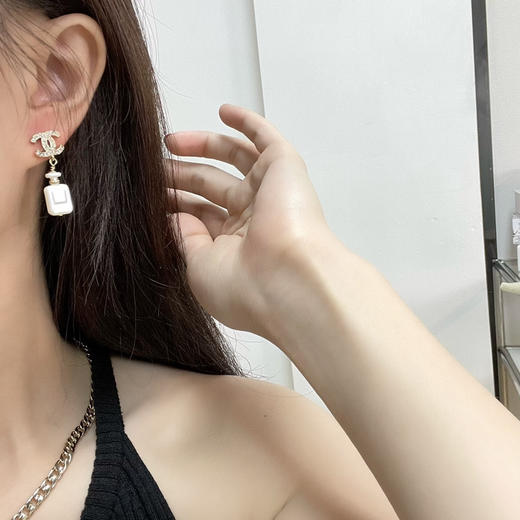 CHANEL香奈儿双c 香水瓶耳钉耳环 商品图0