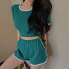 【时尚运动风！夏季短款撞色运动两件套】活力四射，时尚舒适，女夏季短款T恤露脐短袖上衣搭配休闲短裤两件套装 商品缩略图3