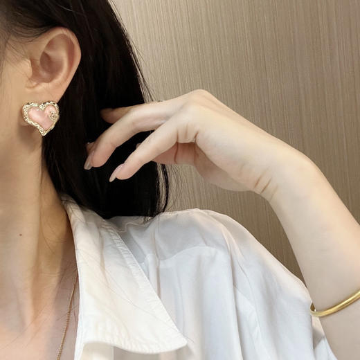 CHANEL香奈儿C1双c桃心爱心耳钉耳环 商品图1