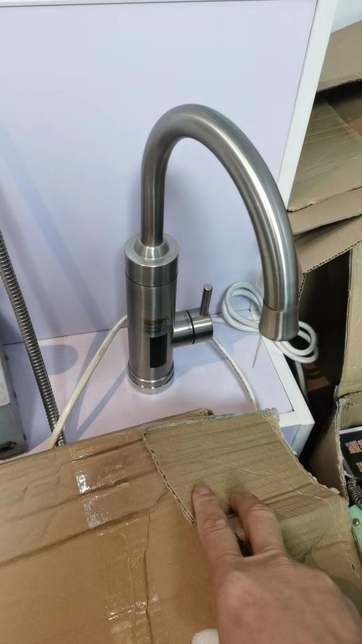 旺夫好太太 电热水龙头304不锈钢04-A1 商品图0