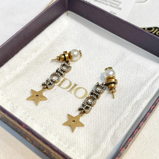 DIOR迪奥珍珠耳钉耳环 商品图3