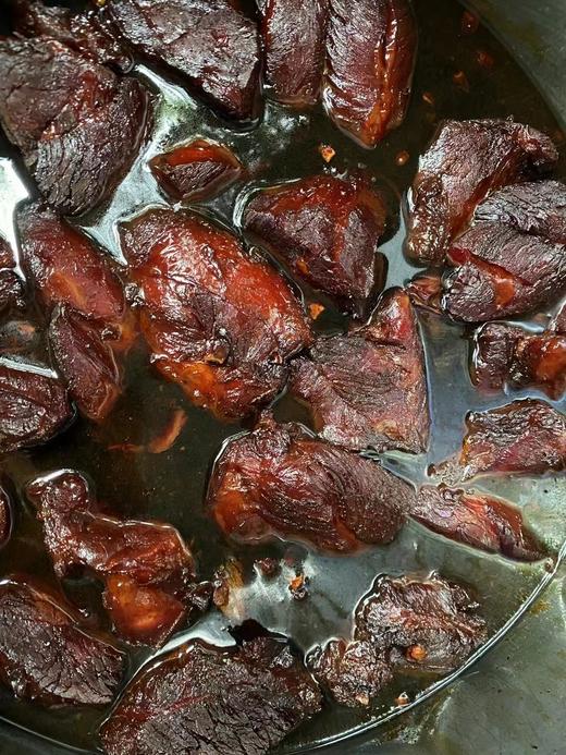 【社区团购】武进黄记 无硝牛肉（酱香）1盒半斤 商品图5