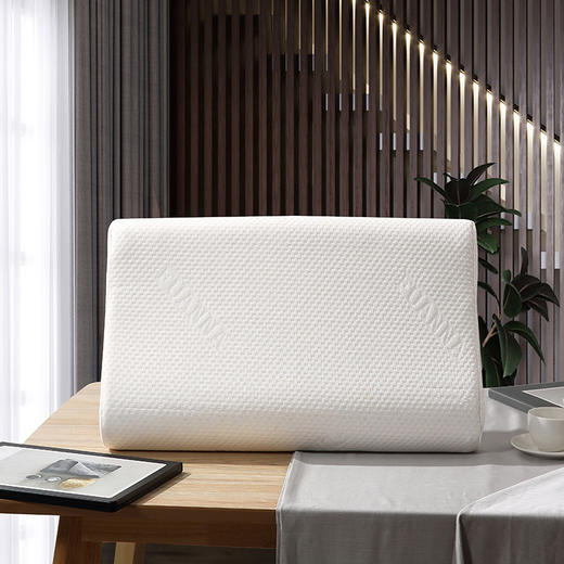 富安娜 典雅泰国进口乳胶枕 商品图3