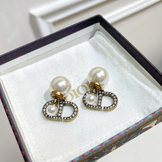 DIOR迪奥满钻CD珍珠耳钉耳环 商品图2