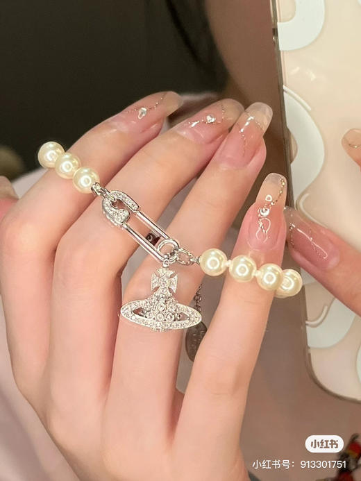 Vivienne Westwood 西太后 
珍珠别针手链 商品图0