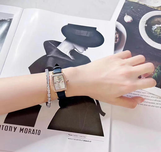 新款来啦～太好看啦！！🤩EMPORIO ARMANI阿玛尼女士手腕表钢表，AR11469藏蓝色方糖环钻 商品图2