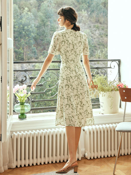 OLrain欧芮儿法式V领碎花连衣裙女夏季2023年新款收腰垂感茶歇裙 商品图2