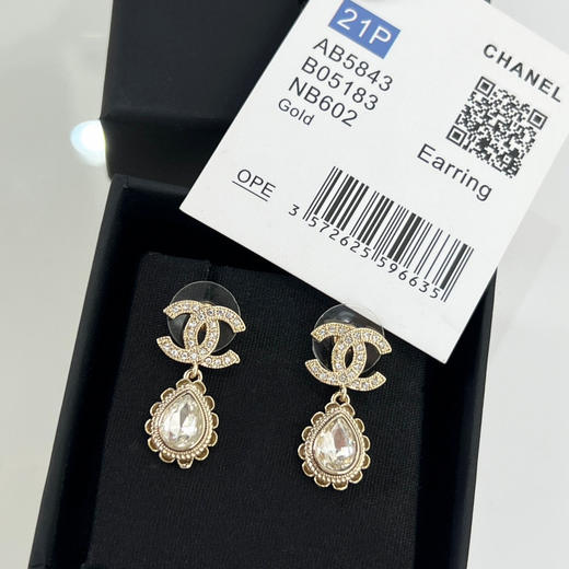 CHANEL香奈儿双c水滴状耳钉耳环 商品图5