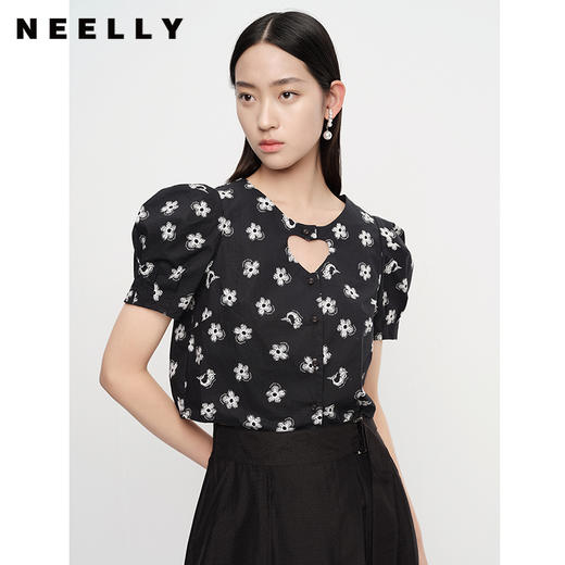 NEELLY纳俪商场同款泡泡袖印花衬衫女爱心镂空设计前系带短款上衣N23043R01083 商品图0