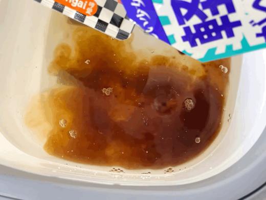 //【哼爱中药泡脚包】让你快速get女明星泡脚的秘诀~专门针对不同体质和需求，一袋内含十二种草药，满满的全是精华~ 买3包送一块超可爱的毛毯哦 商品图2