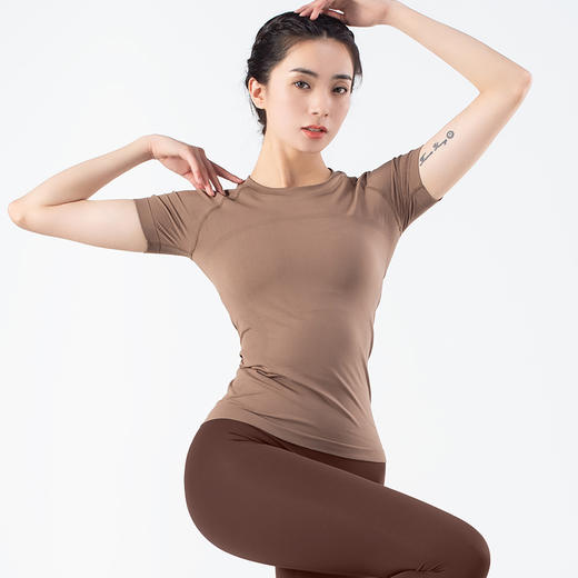 跃牌【化蝶双飞】系列无缝透气裸感健身t恤短袖速干运动瑜伽服MS1057 (不带胸垫） 商品图4