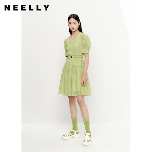 NEELLY纳俪商场同款V领连衣裙女中长款泡泡袖收腰系带A字裙轻薄夏N23051Y01123 商品图2