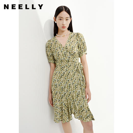 NEELLY纳俪商场同款V领泡泡袖碎花连衣裙女系带收腰不规则A字裙N23051Y01125 商品图1