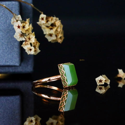 18K玫瑰金和田玉（碧玉）镶钻花边方戒/切割方牌7*11mm/苹果绿 商品图4