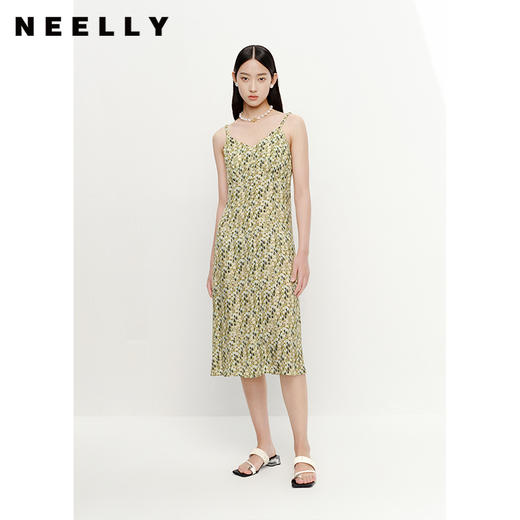 NEELLY纳俪商场同款夏季气质V领吊带连衣裙女中长款收腰A字裙显瘦N23051Y01124 商品图0