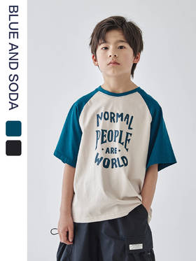 蓝汽水24夏季美式个性涂鸦插肩短袖男童字母印花宽松撞色拼接上衣