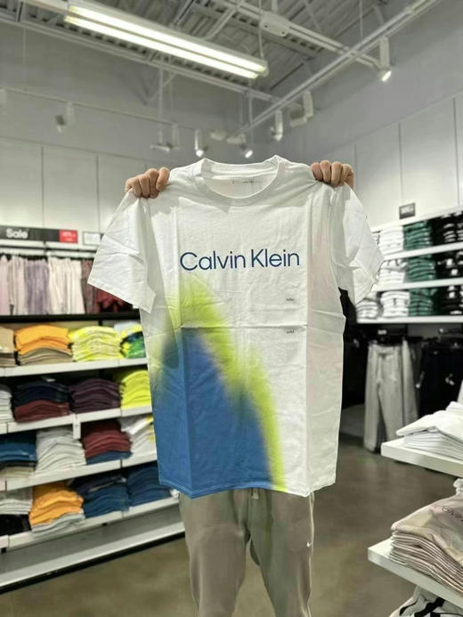 抓紧时间下单！👦🏻👦🏻CK男款短袖新款上架，本周折上折！两件¥499🇺🇸直邮到手 商品图3
