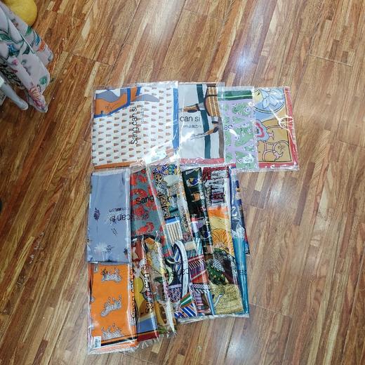 女真丝丝巾53cm 商品图0