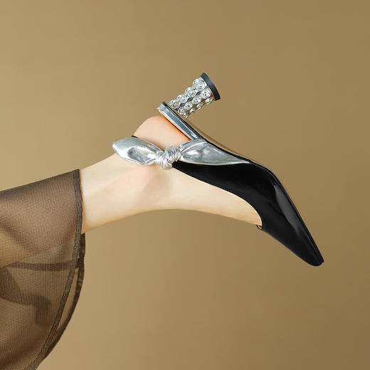 夏季新款，撞色真皮粗跟水钻包头凉鞋LD-6337 商品图11