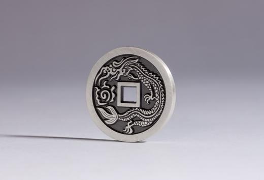 矩德泉坊 纯银手作   太平珠宝背龙纹（2.8厘米版）575 商品图3