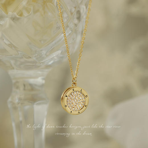 Oflye潮流饰品 项链女气质圆牌锆石吊坠简约素锁骨链新款饰品 商品图1