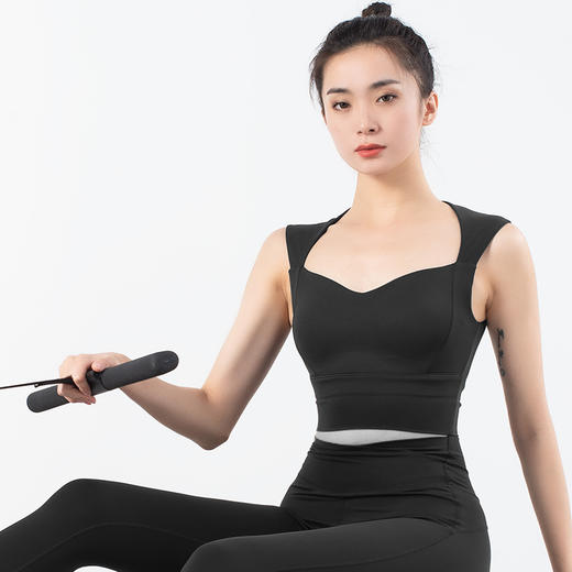 跃牌【化蝶双飞】系列高强度防震聚拢速干瑜伽背心TM0112（一体式胸垫） 商品图12