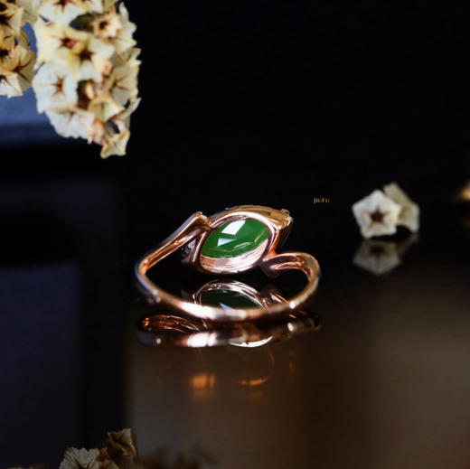 18K玫瑰金和田玉（碧玉）满钻戒指--慧眼 /切割马眼5*18mm/苹果绿 商品图5