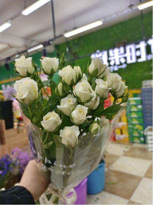 多头泡泡玫瑰一束（拼团） 商品图2