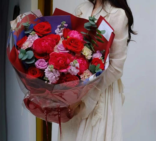 母亲节挚爱花束（正红色系） 商品图2