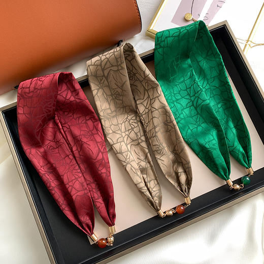 XSJ702 2023新款国风磁吸扣懒人小丝巾女时尚百搭护颈锁骨装饰项链配衬衫 商品图1