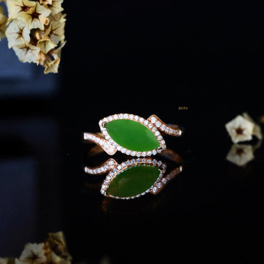 18K玫瑰金和田玉（碧玉）满钻戒指--慧眼 /切割马眼5*18mm/苹果绿 商品图3