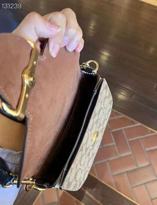 ¥1350🇺🇸直邮！Coach Morgan系列马鞍包～荔枝纹牛皮＋经典老花 商品图2