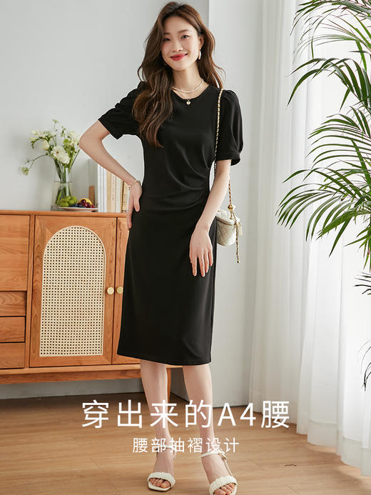 【专属特价】熙世界黑色气质通勤连衣裙女短袖2025年夏季新款抽褶收腰显瘦裙子 商品图2