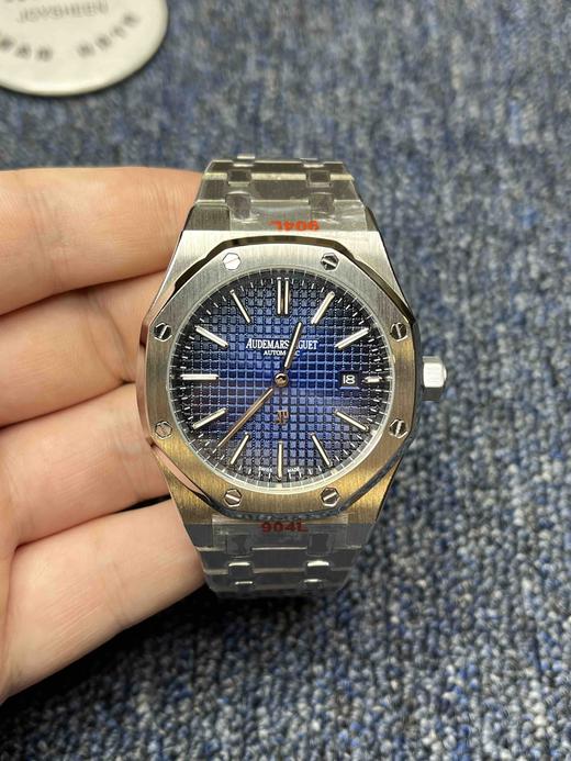 【升级版】爱彼AP皇家橡树系列 AP15202PT系列
搭载进口西铁城 商品图1