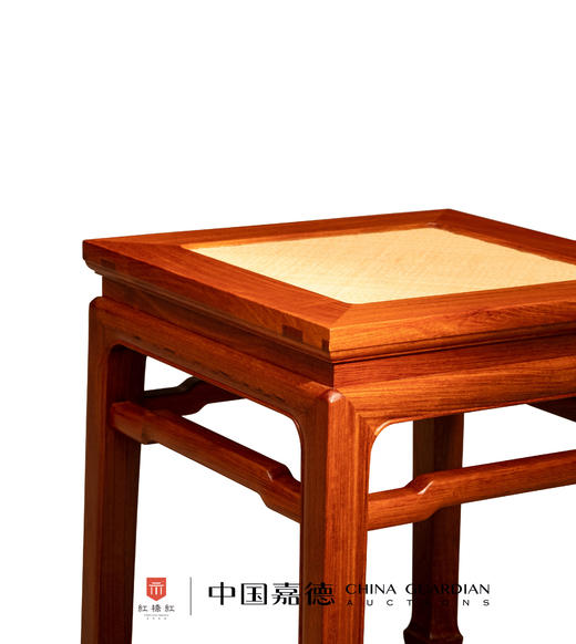 红桥红  家具严选  缅甸花梨（大果紫檀）【40马蹄腿带束腰 方凳  藤面】 商品图2
