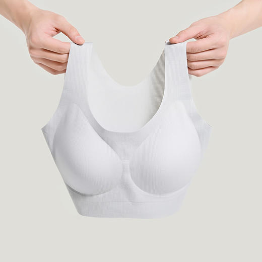 轻盈聚拢 无钢圈无痕背心式内衣一片式文胸 让这个夏天更加清凉透气 商品图7